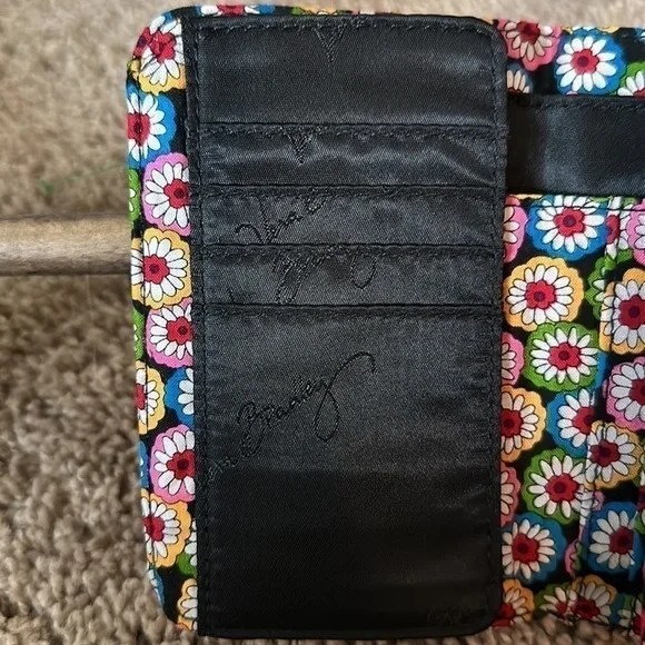 Vera Bradley Cotton Paisley trifold wallet - Picture 9 of 10